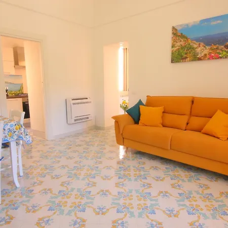 Appartamento L'archetto House